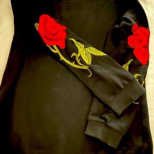 Rosé embroidered hoodie
